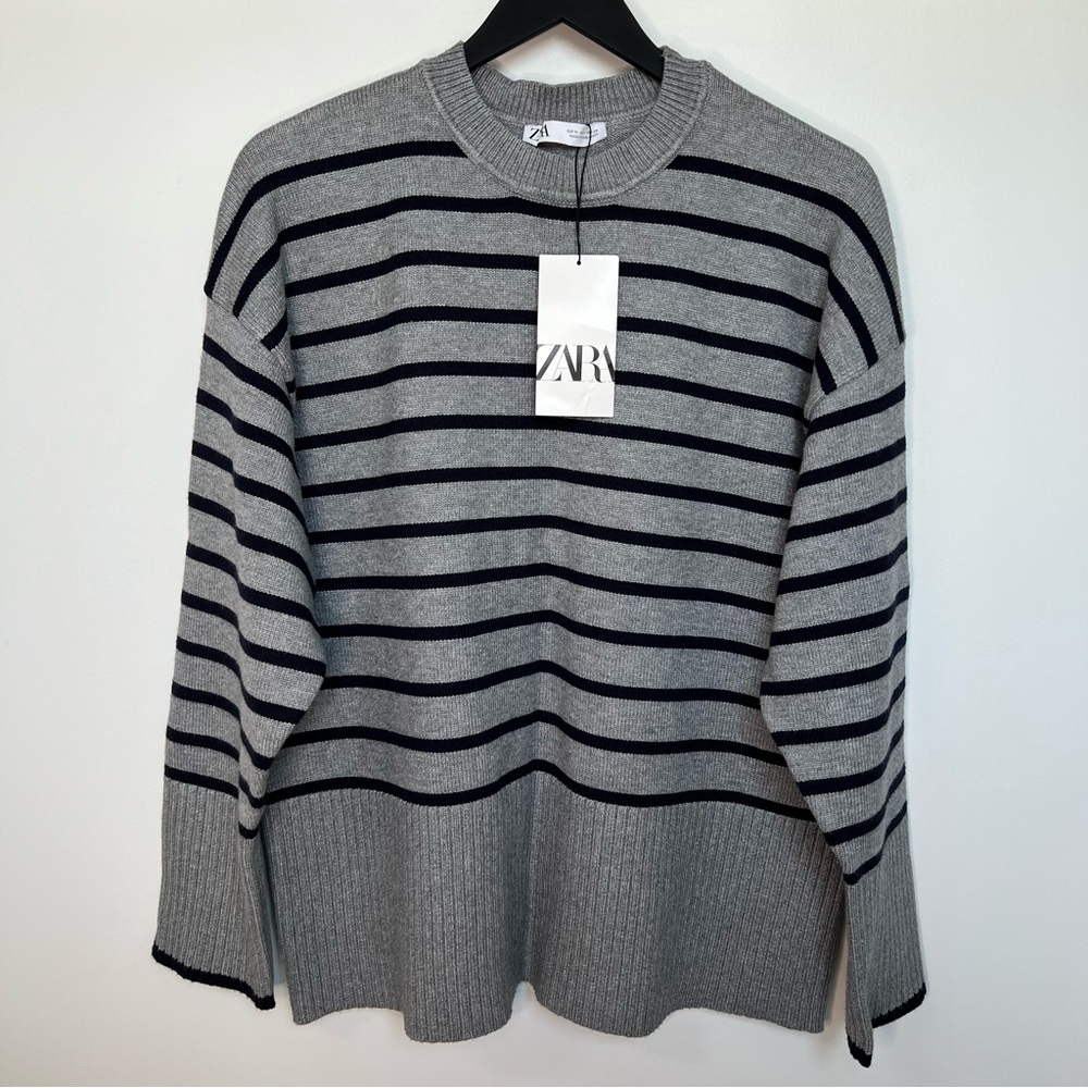 NWT Zara Gray and Navy Blue Striped Women's Crewneck Sweater size M
